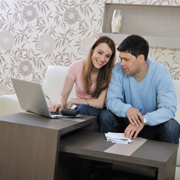 couple searching for vancouver home